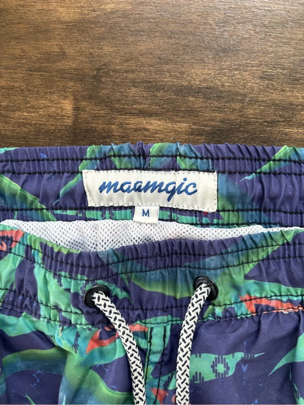 Men's Maamgic Navy Tropical Print Swim Trunks. Size M